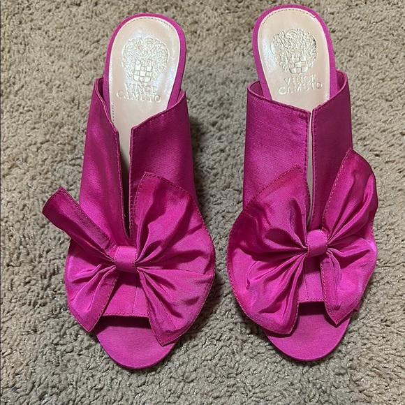 Vince Camuto Shoes - Vince Camuto Pink Women's Bow Mules